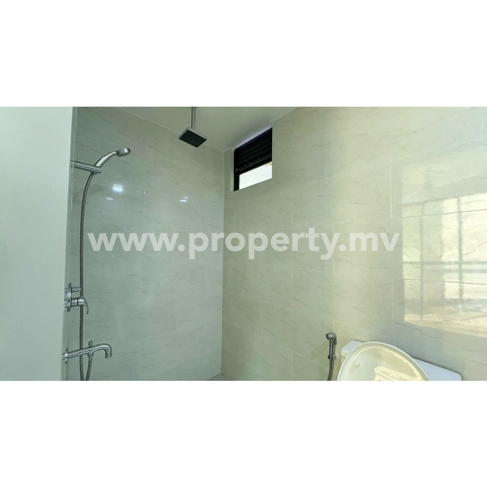 Brand new 2 bedroom apartment, 5th Floor, No Lift, Lonuziyaaraiy Magu, Male',