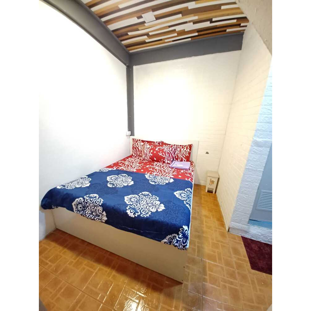 ROOM FOR DAILY/HOURLY RENT. CALL FOR BOOKING: 7208283 // 9703348 // 9737711