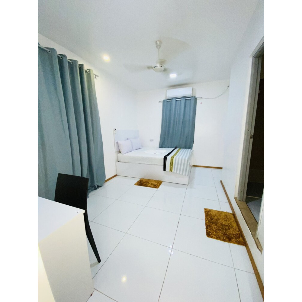 Room For Daily Rent 7874767