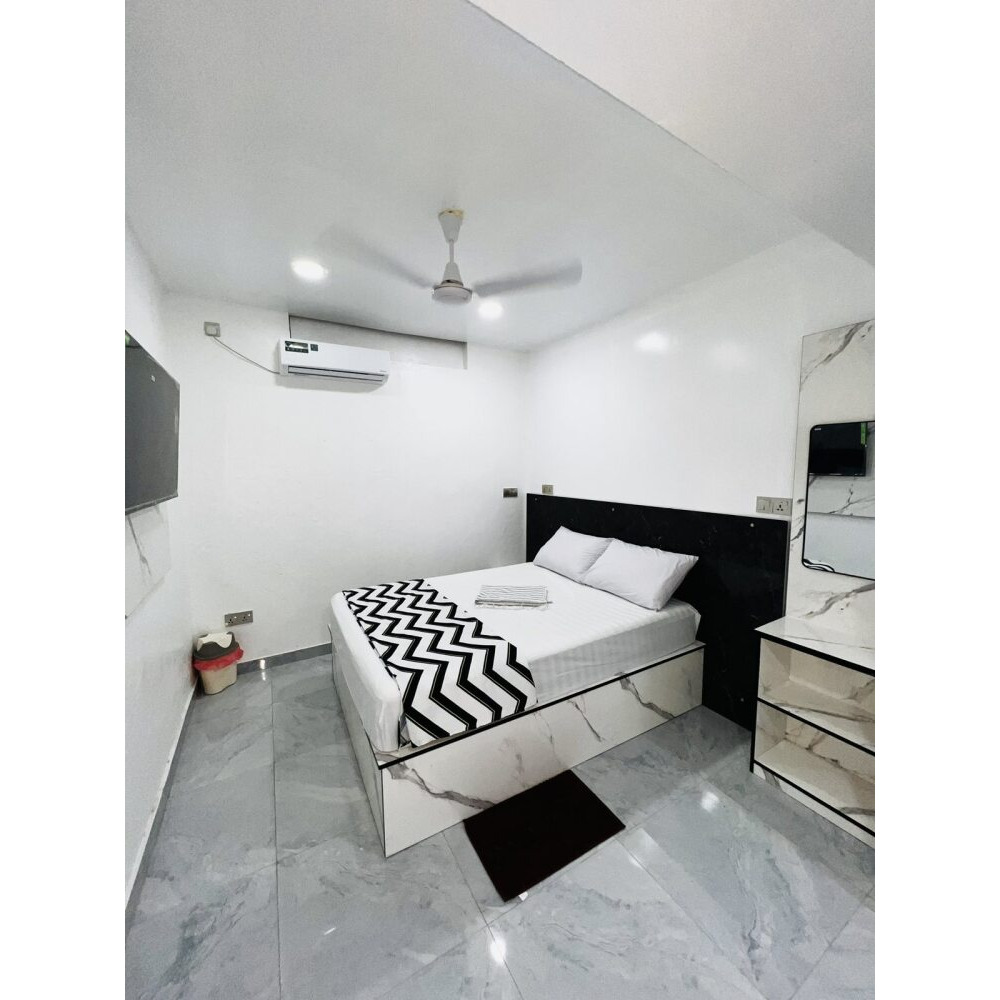 Room For Daily Rent 7874767