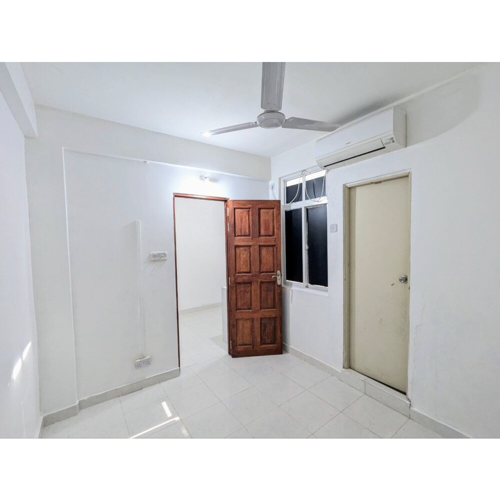 1room apartment for rent 11,000/-