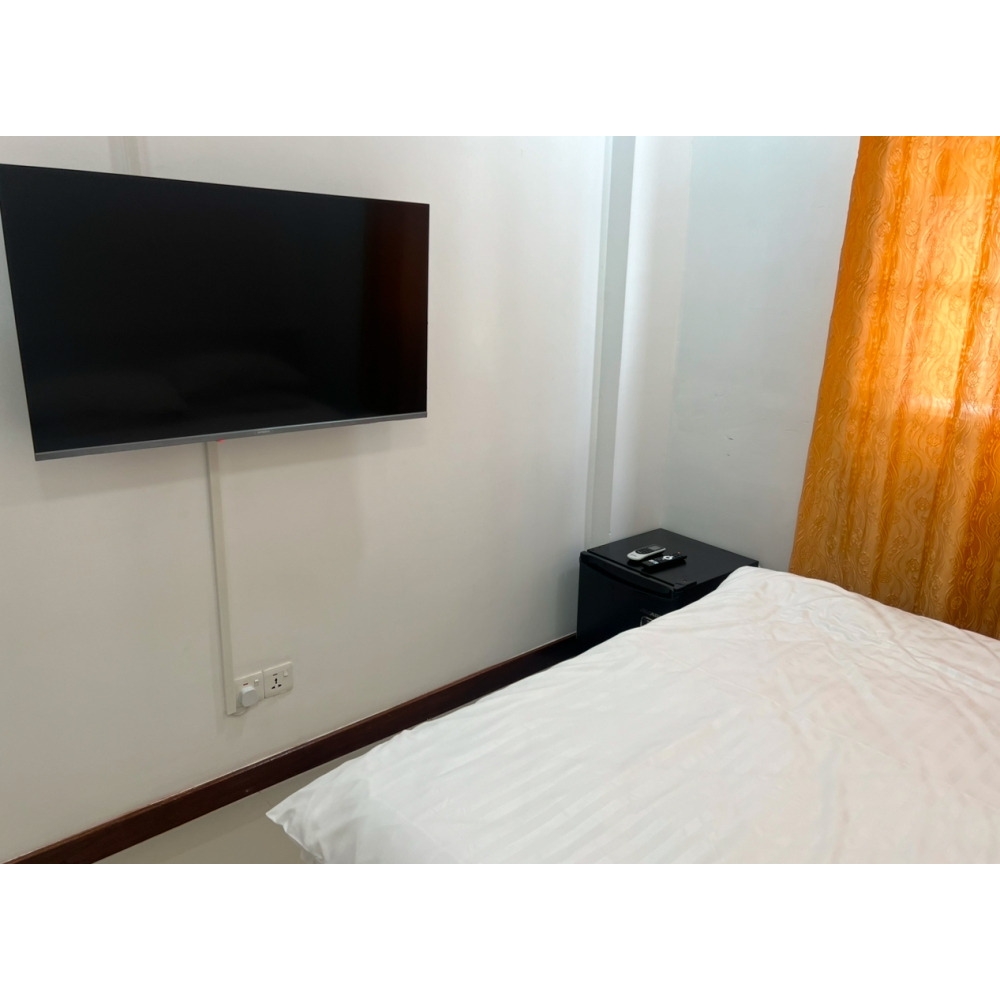 Room for daily rent Hulhumale contact 7783695